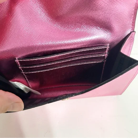 Victoria’s Secret Pink Jewel Metallic Envelope Pouch Wallet Snap Closure 🩷🖤 - Picture 12 of 14